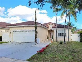 1st image of 3041 SW 88th Ave #3041