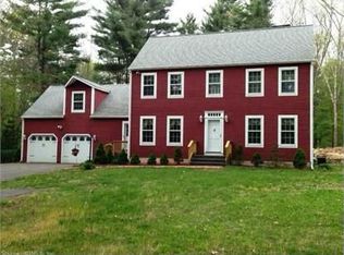 110 Wildwood Rd, Mansfield, CT 06268