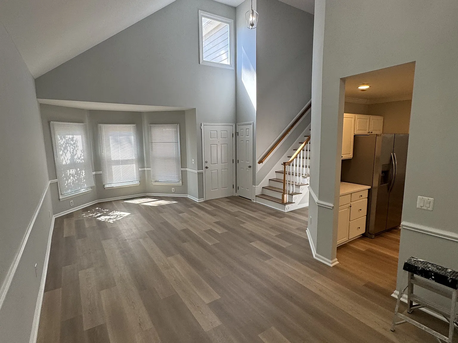 3 bed, 2.5 bath, 1804 sqft, $2,395 — Photo 3