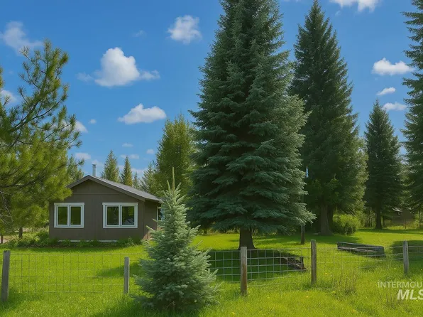 106 Forest Pl, Donnelly, ID 83615