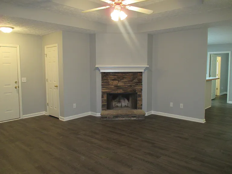 60 Macadamia Ct — Photo 7