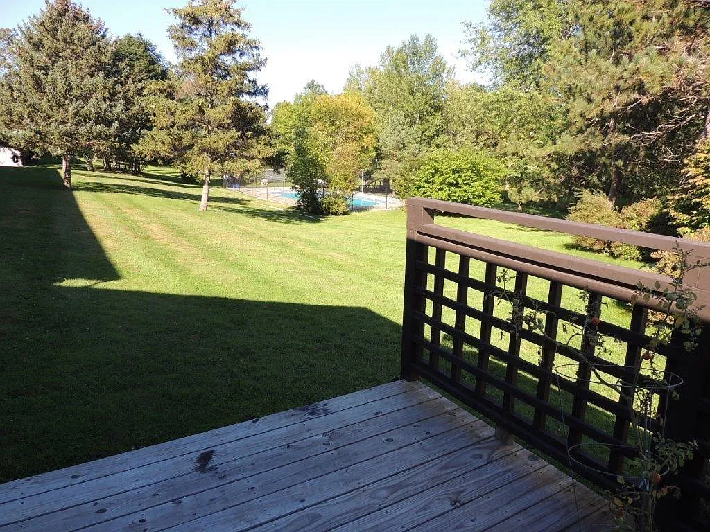 3 bed, 1100 sqft, $3,000 — Photo 1