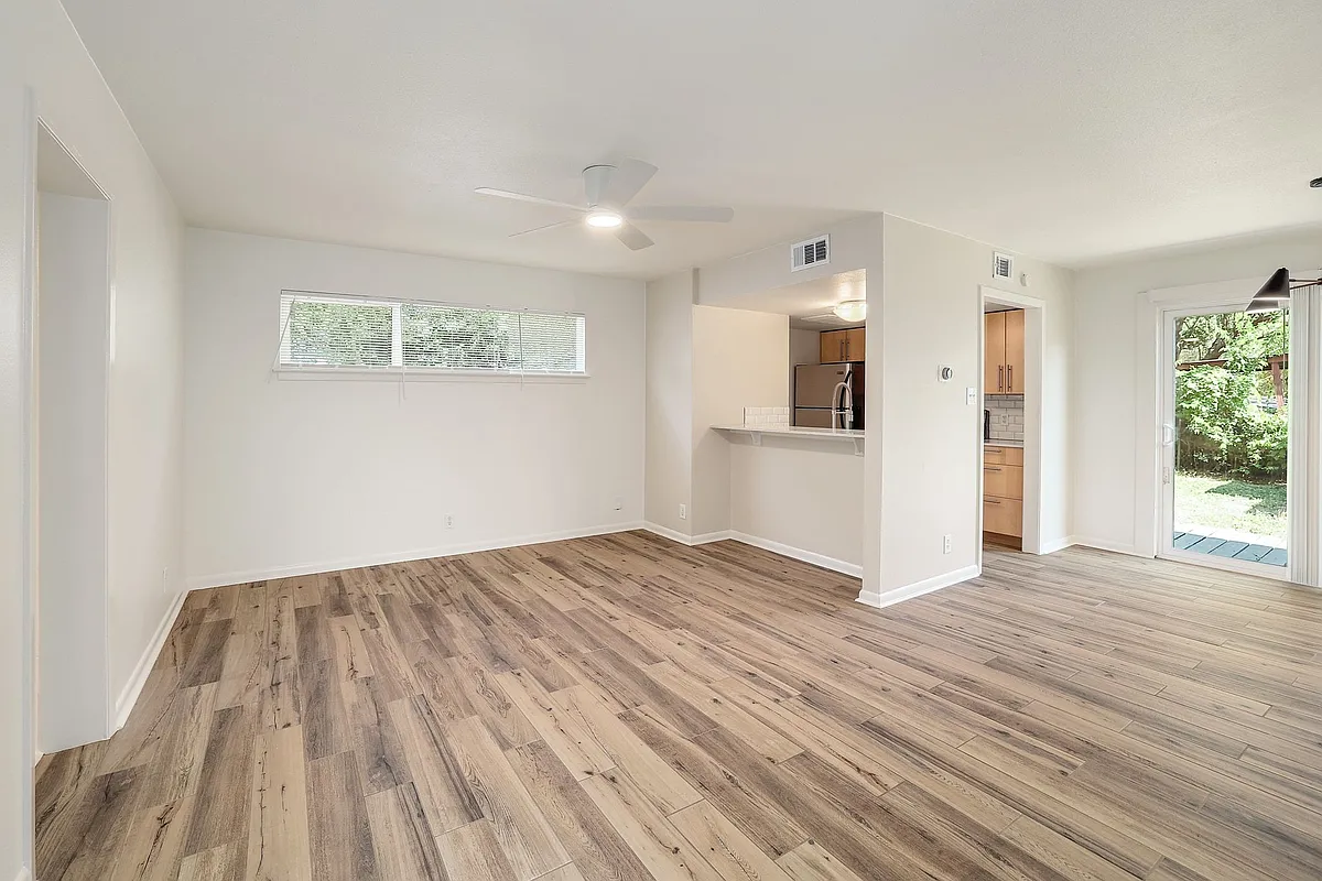 Building Photo - 4708 Depew Ave #3