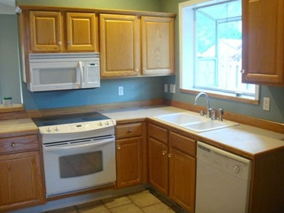2nd image of 9402 NE 23rd Ct