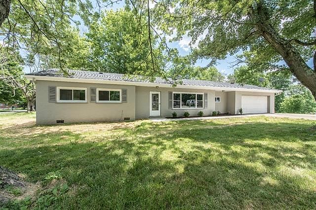 1st image of 6494 Sassafras Dr