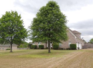 4121 Forest Hill Rd S, Olive Branch, MS 38654