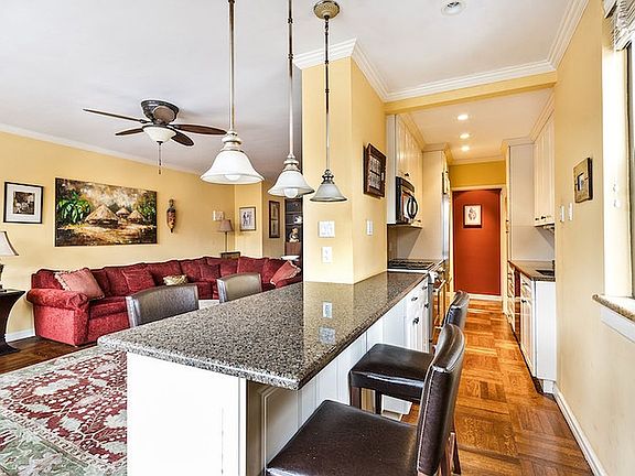 3rd image of 239 E 79th St APT 16K