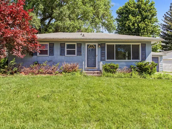3905 Ontario St, Ames, IA 50014