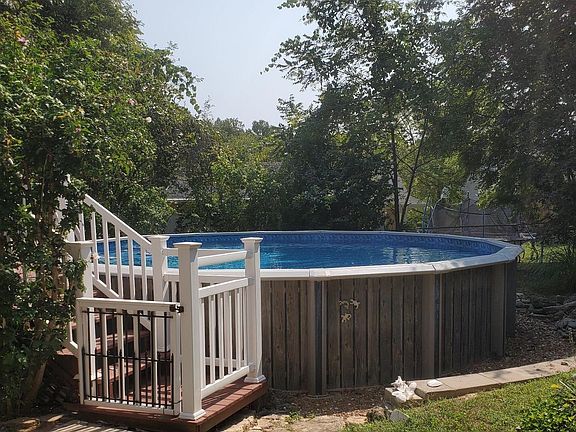 3rd image of 5305 Jacob Ln