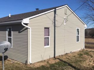 22485 State Route B, Saint James, MO 65559