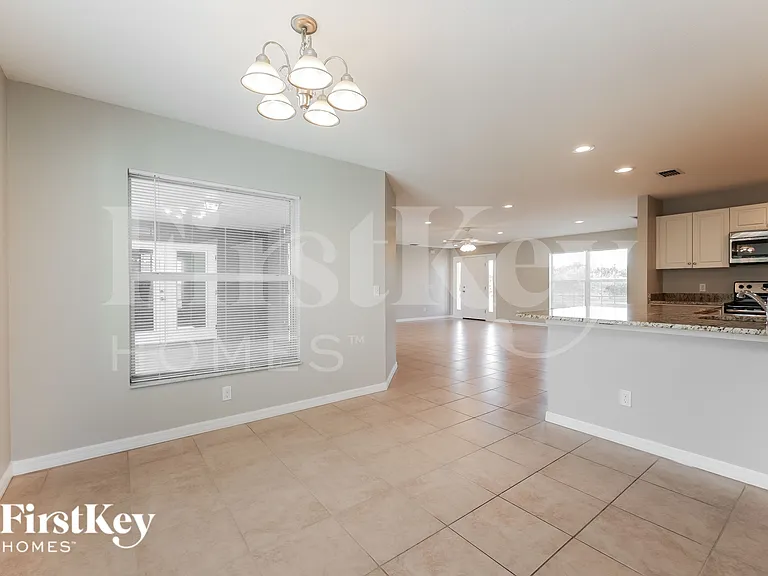 12557 Willmington Blvd — Photo 6