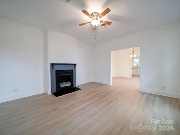 572 2nd St, Chester, SC 29706