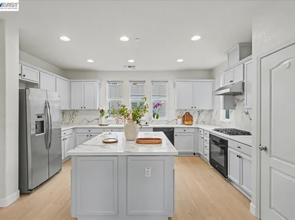 6380 Monterey Way, Dublin, CA 94568