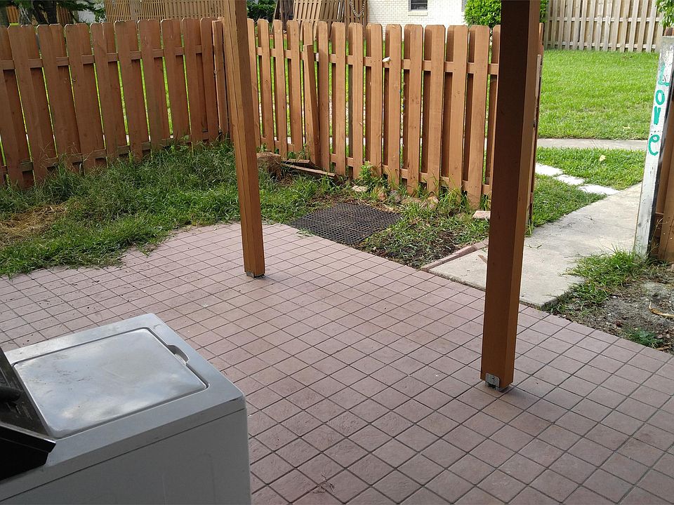 1st image of 125 Moonstone Ct