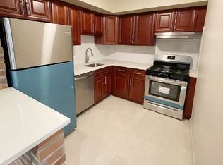 20-30 Hazen St #1R, East Elmhurst, NY 11370