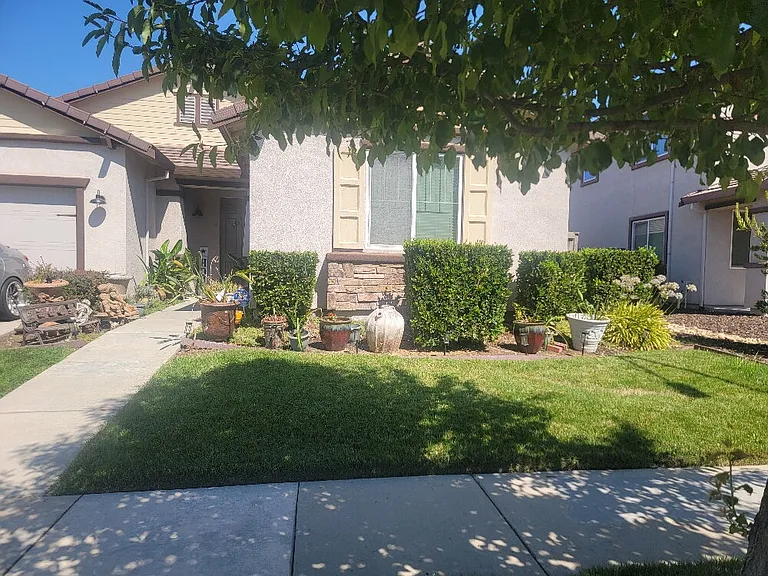 12015 Country Garden Dr — Photo 28