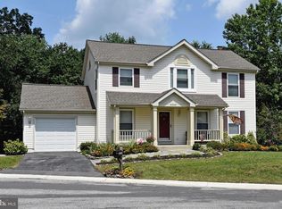 4304 Tinsberry Ct, Burtonsville, MD 20866