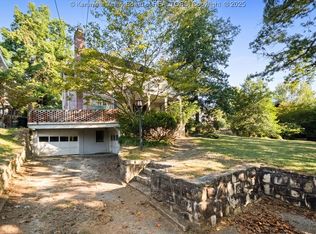 854 Edgewood Dr, Charleston, WV 25302