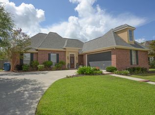 307 Moss Brook Dr, Lafayette, LA 70508