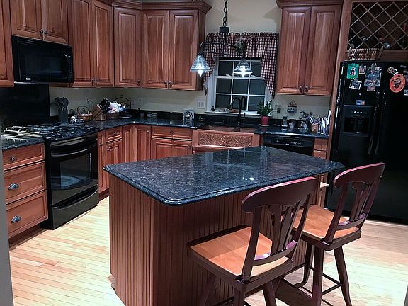 3rd image of 2424 Feather Mae Ct