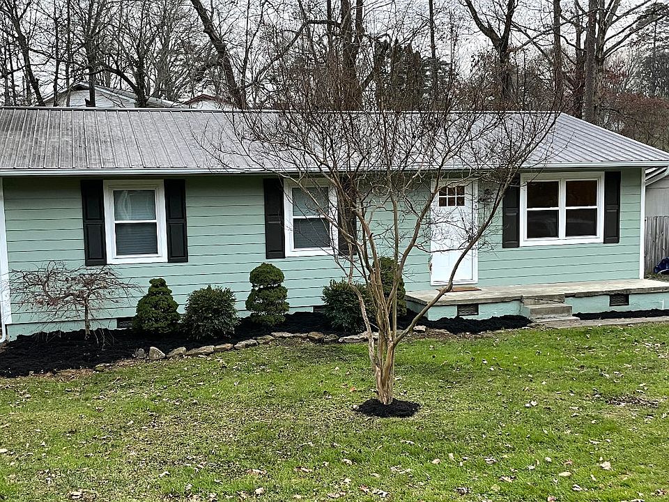 1st image of 4904 Fleetwood Dr