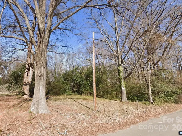 2118 B Ave, Charlotte, NC 28216