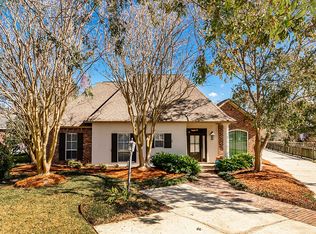 15110 S Oakleigh Ln, Prairieville, LA 70769