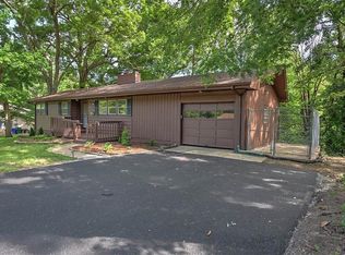 3126 Greenlake Dr, Decatur, IL 62521