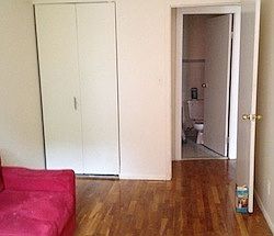 3rd image of 510 Throop Ave