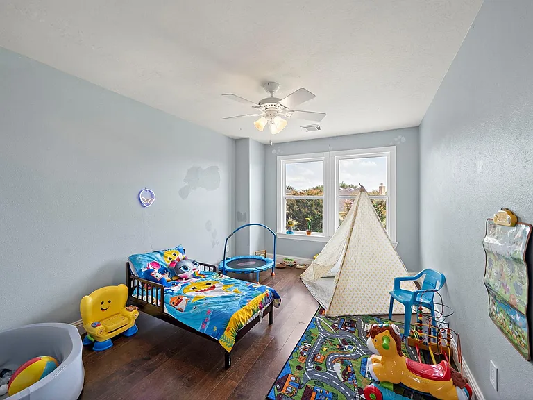 815 Arlington Ln — Photo 26