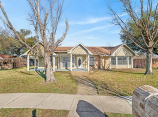 1889 Tree Crest Dr, Lewisville, TX 75077