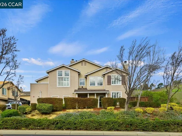7323 Croy Ln, Dublin, CA 94568