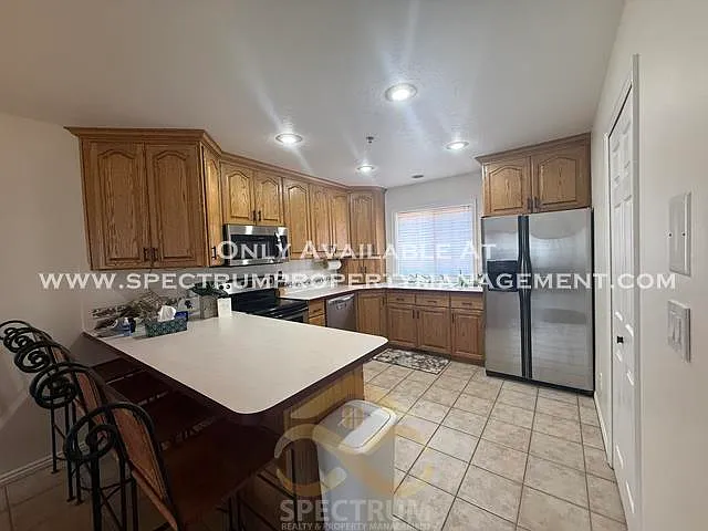 1045 Oberland Dr — Photo 8