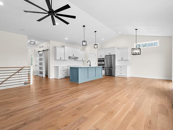 3rd image of 5695 Elmgrove Ave