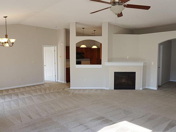 4th image of 856 Heritage Green Dr