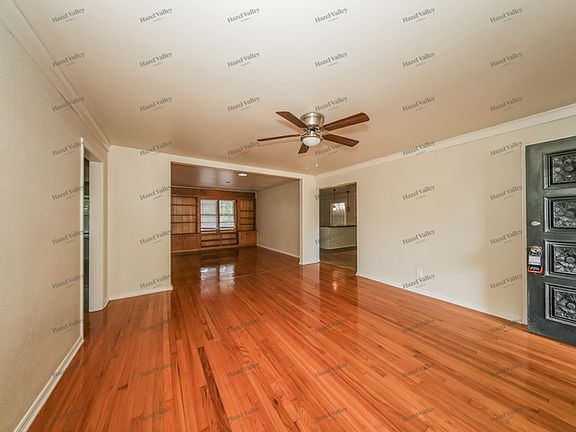 4th image of 2928 NW 67th St