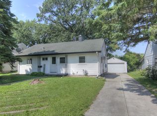 1979 Polaris Pl, North Saint Paul, MN 55109