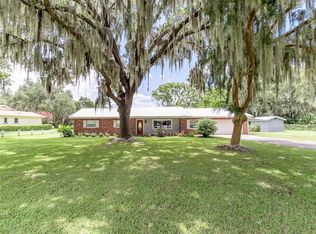 2004 Capri Rd, Valrico, FL 33594