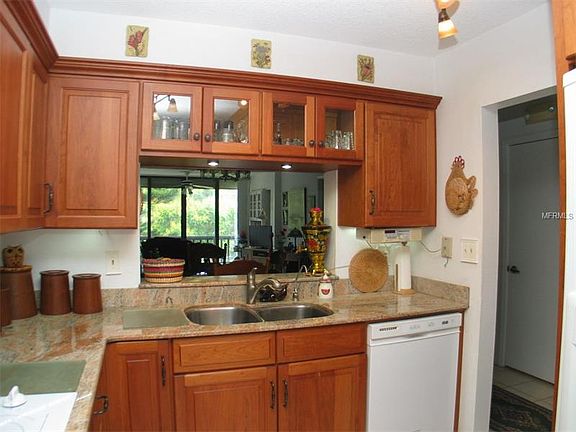 5th image of 1800 Mariner Dr APT 12