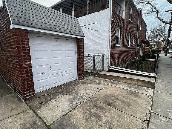 2nd image of 5321 Avenue H