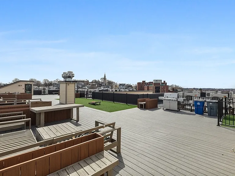 457 W Broadway #506 — Photo 30