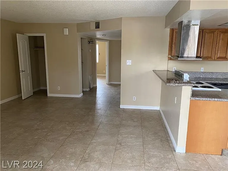 5456 Cabeza Dr — Photo 13