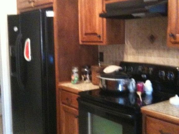 5th image of 2416 Scarlet Ln SE