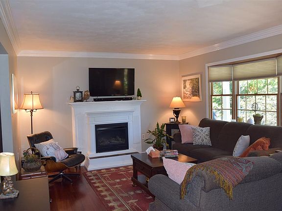 3rd image of 3126 English Woods Dr