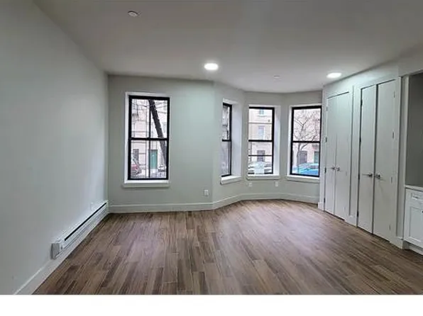 2427 Prospect Ave #1C, Bronx, NY 10458