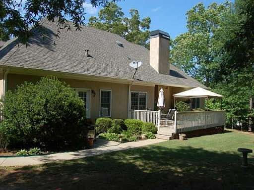 2nd image of 332 Loring Ln
