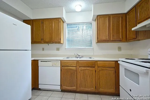 663 Floral Ave #A3 — Photo 7