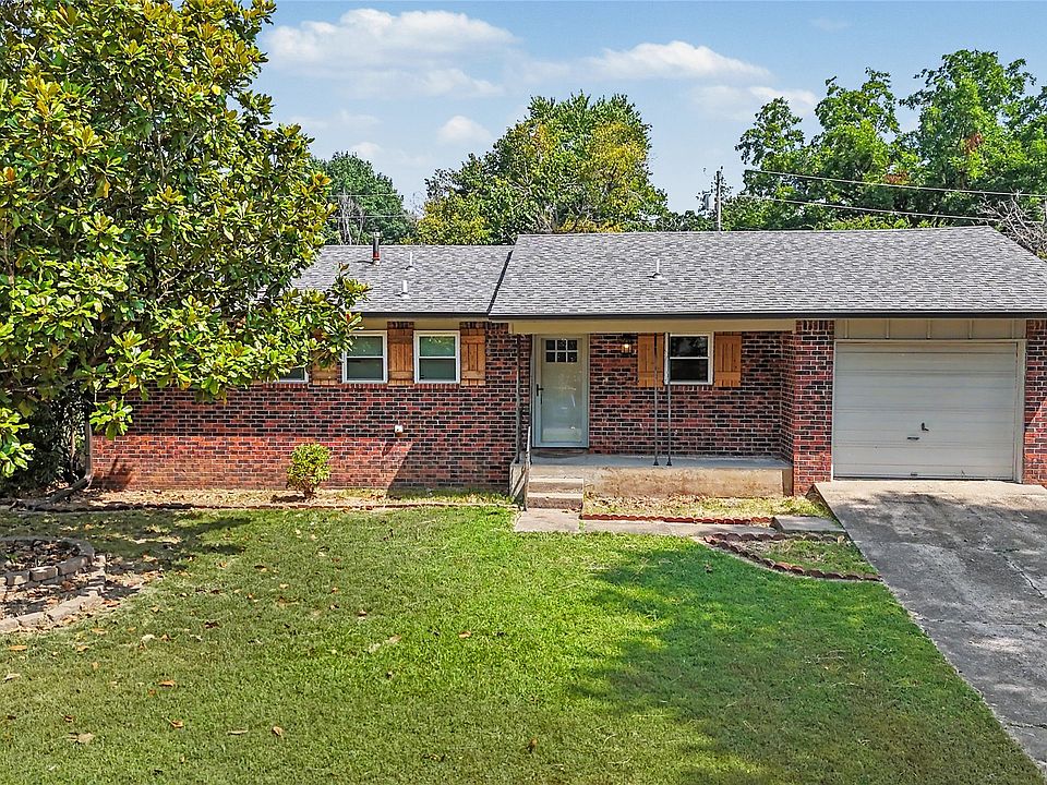 1st image of 307 Dogwood Dr