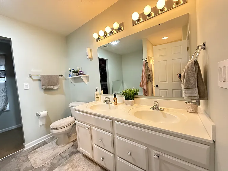 899 Briarstone Dr — Photo 9