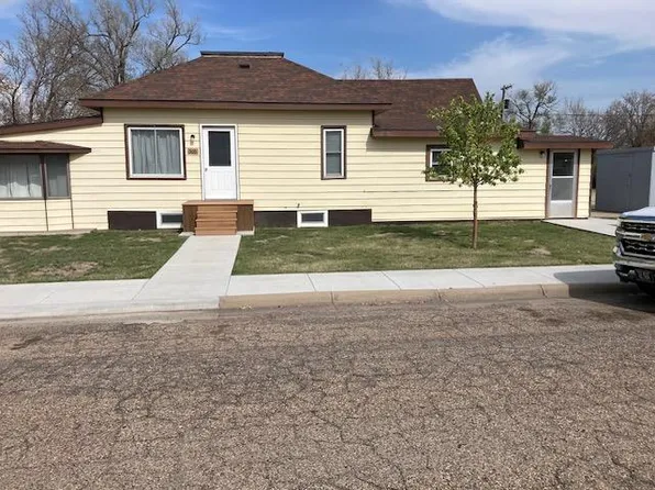 305 S Cleveland Ave, Colby, KS 67701